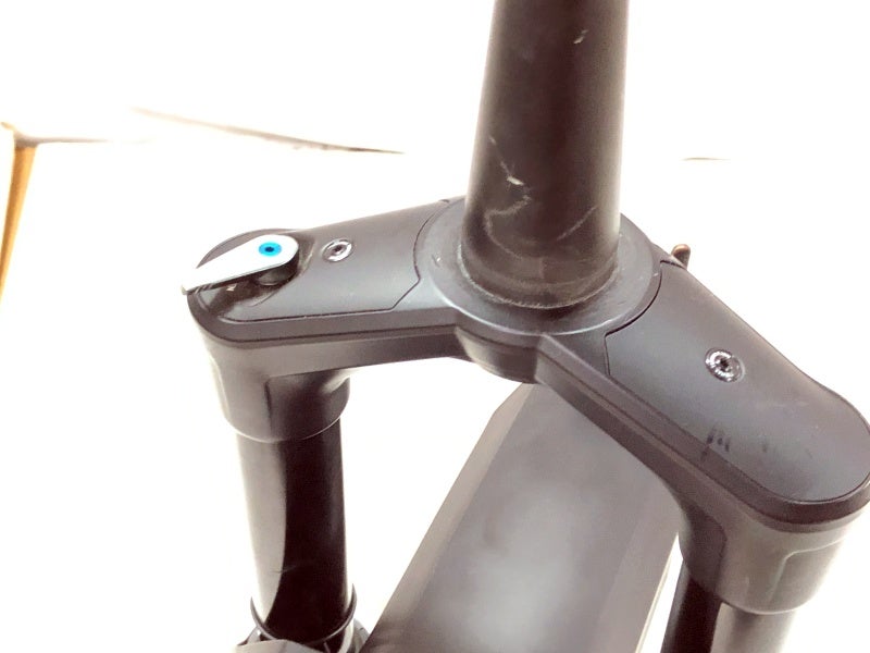 ディーティースイス DT SWISS サスペンションフォーク F535 ONE 140mm/27.5