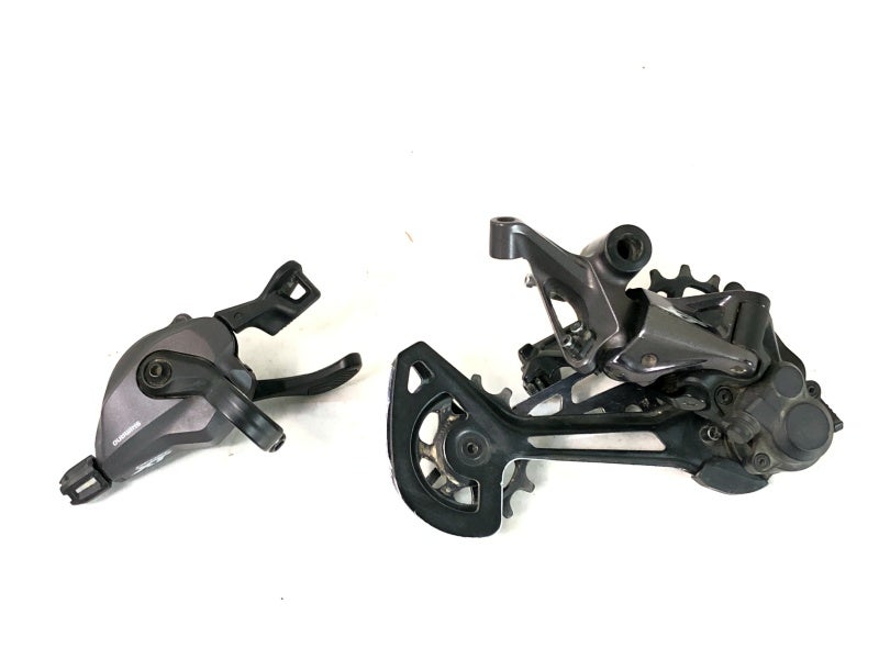 SHIMANO シマノ XT RD-M8100 & SL-M8100 XT シマノ | Deore リア