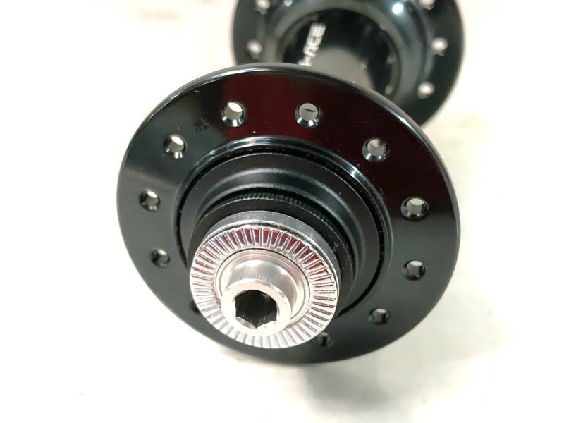 未使用品 シマノ SHIMANO デュラエース フロント スモールハブ DURA