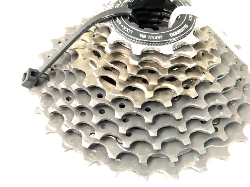 シマノ SHIMANO デュラエース DURA-ACE CS-9000 11-28T スプロケット 〇