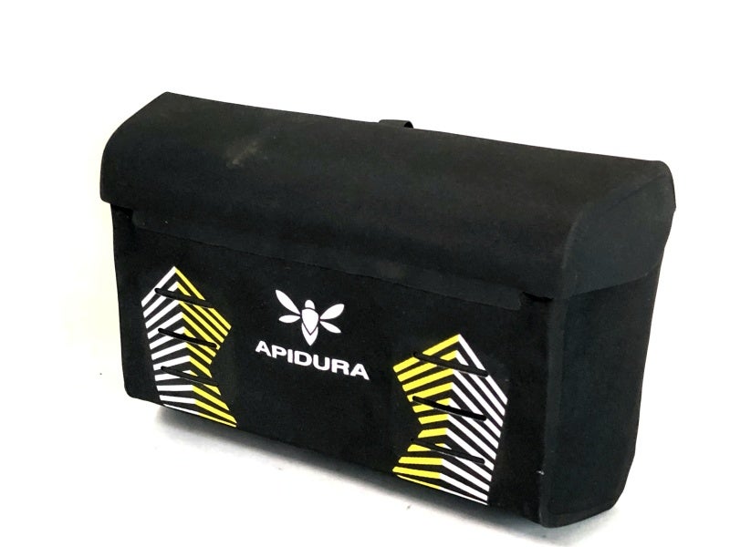 アピデュラ APIDURA レーシングハンドルバーバッグ RACING HANDLE BAR