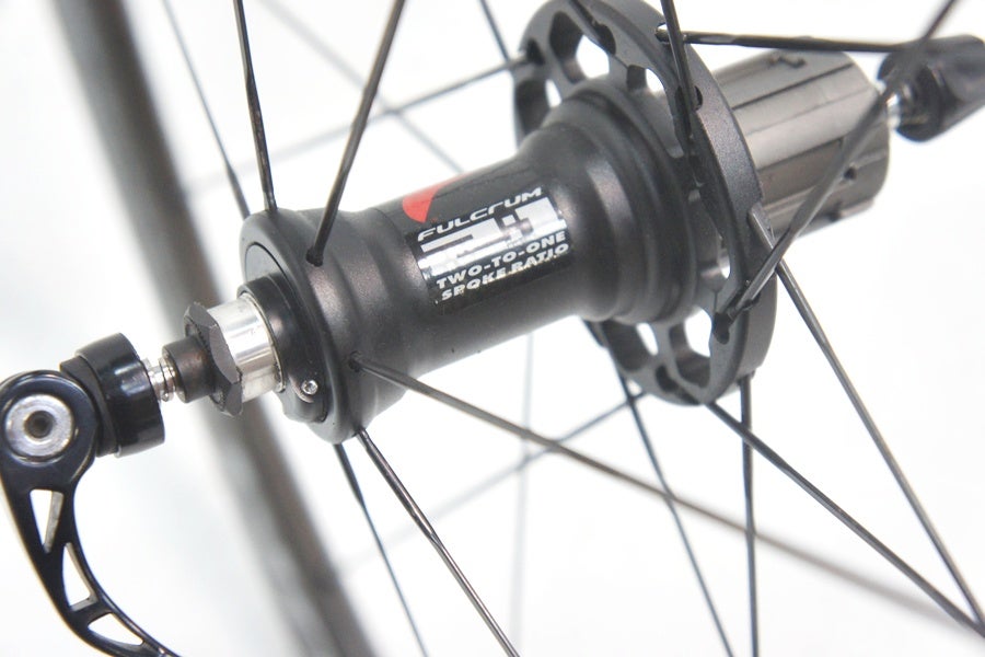 ▽▽フルクラム FULCRUM RACING QUATTRO CARBON カーボン ホイール