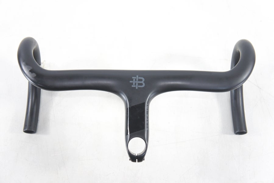 ブラックインクHB01 一体型カーボンハンドル　マウント付き ◇◇ブラックインク BLACK INC HB01 ステム一体ハンドル 380mm 110mm