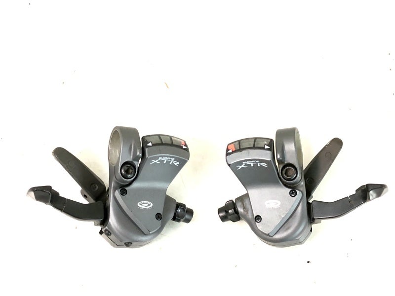 SHIMANO シマノ XTR ST−M952 シフター・ブレーキ レバー シマノ SHIMANO XTR SL-M952 変速レバー シフトレバー 〇