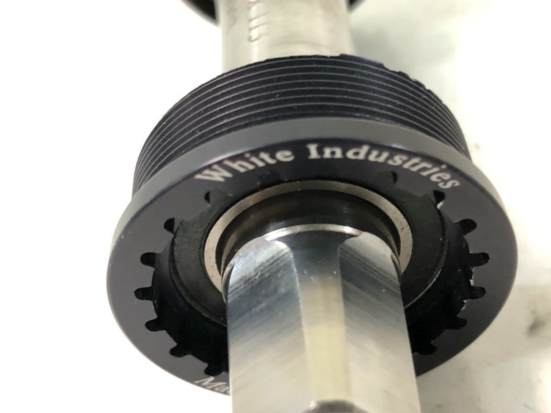 ホワイトインダストリーズ WHITE INDUSTRIES ボトムブラケット
