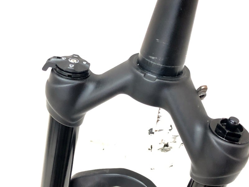 マニトゥ MANITOU サスペンションフォーク マシェティ 27.5/29 140mm