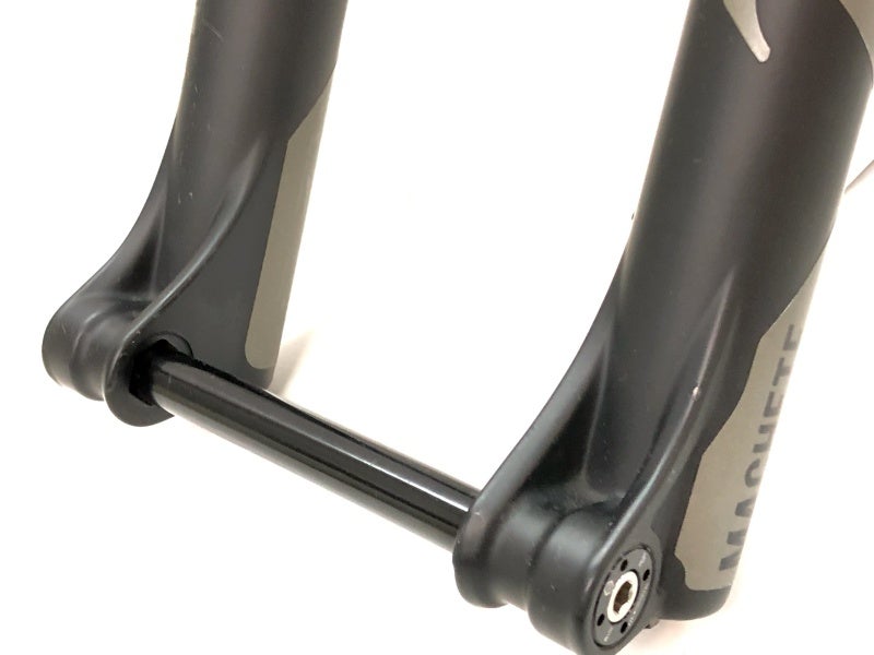 マニトゥ MANITOU サスペンションフォーク マシェティ 27.5/29 140mm