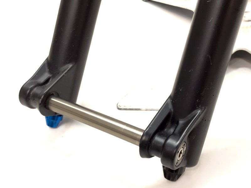 マニトゥ MANITOU サスペンションフォーク マグナム 29 100mm MAGNUM