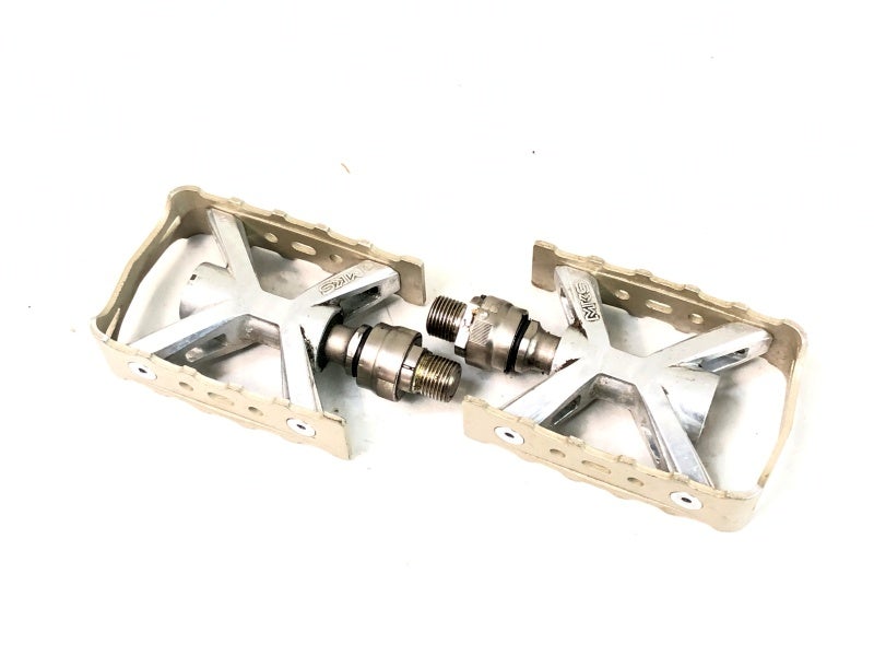 Sugino 75 チェーンリング 50T NJS スギノ SUGINO 75 NJS チェーンリング 75 NJS CHAIN RING 50T/PCD144