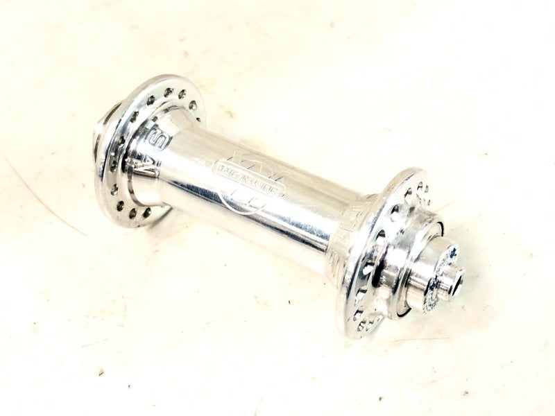 ホワイトインダストリーズ WHITE INDUSTRIES T11 フロントハブ T11