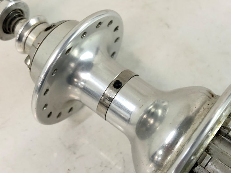カンパニョーロ　ベローチェ　リアハブ　32h 10s カンパニョーロ CAMPAGNOLO レコード リアハブ RECORD REAR HUB 32H/130mm