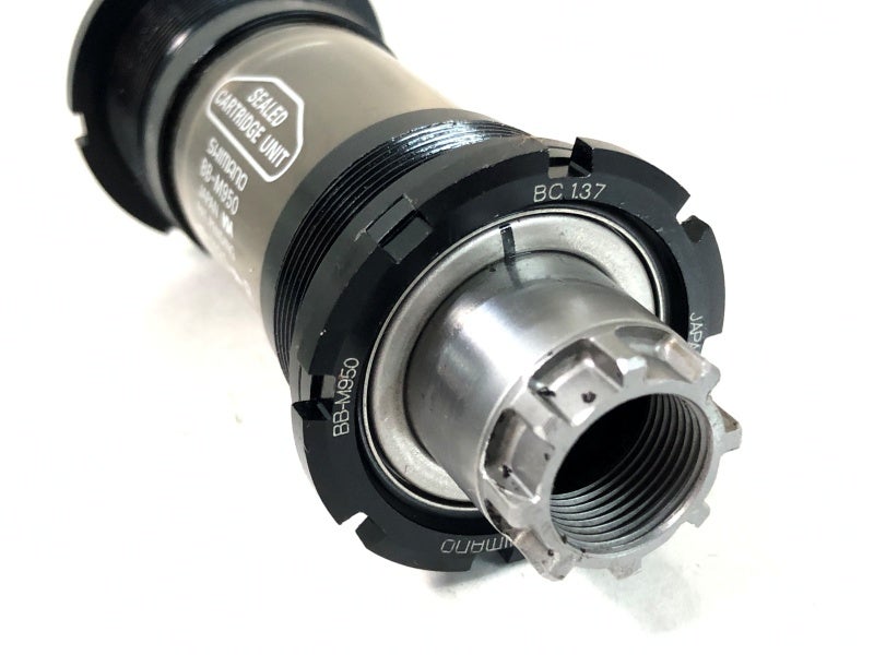 未使用品 シマノ SHIMANO XTR BB-M950 〇